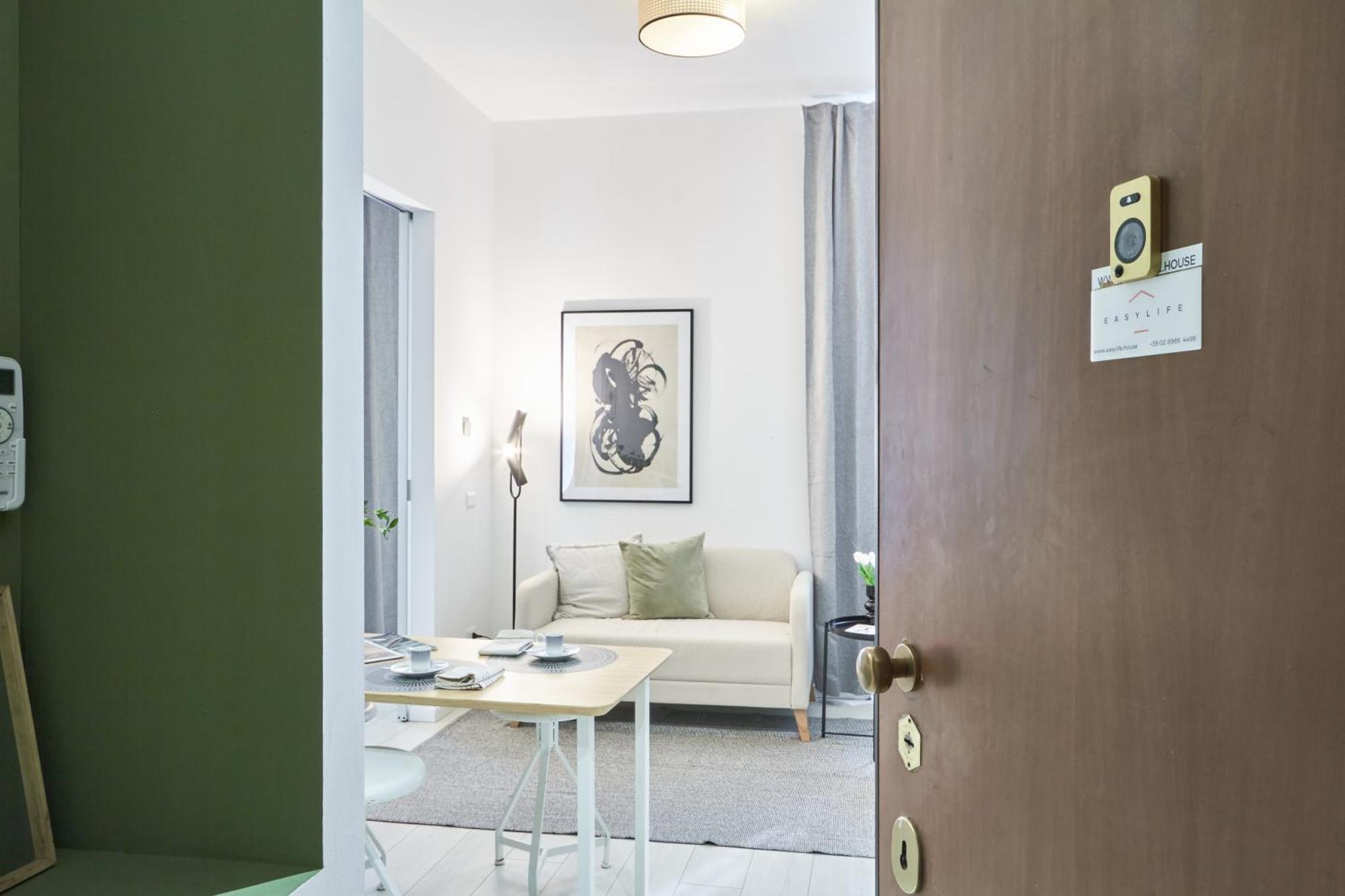 Elegante Appartamento Minimal Dai Tocchi Botanici ميلان المظهر الخارجي الصورة