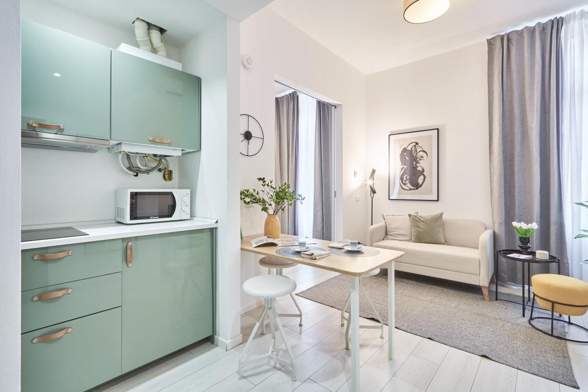 Elegante Appartamento Minimal Dai Tocchi Botanici ميلان المظهر الخارجي الصورة